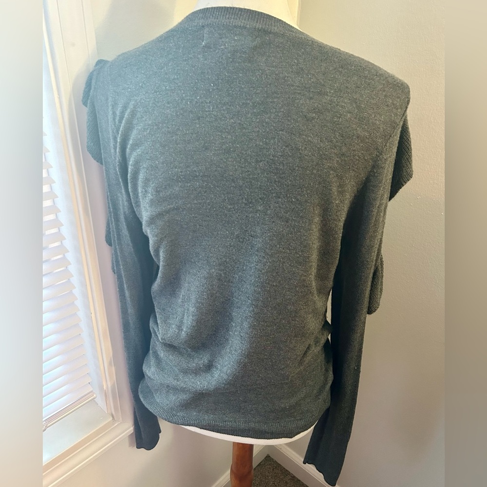 Cold Shoulder Ruffle Top - Picture 3 of 4